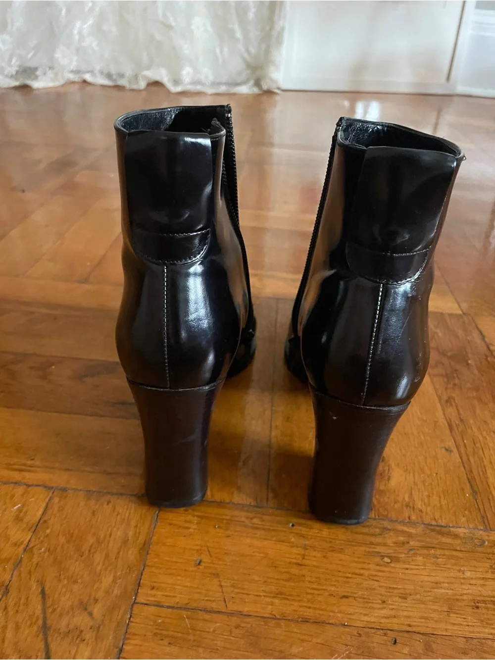 Via Spiga Black Leather Block Heel Ankle Boots